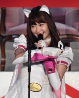 『第8回AKB48選抜総選挙』第16位で選抜入り! ついに姿を現したにゃんにゃん仮面(小嶋陽菜) (C)AKS 