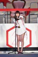 『第8回AKB48選抜総選挙』第16位で選抜入り! ついに姿を現したにゃんにゃん仮面(小嶋陽菜) (C)AKS 