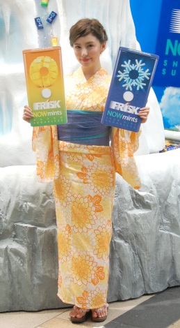 画像 写真 Mvで話題のスミス楓 バラエティーの 女王 目指す このままの感じで出たい 3枚目 Oricon News