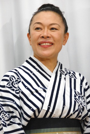 柴田理恵の画像 写真 武田鉄矢 29年ぶりハンガーヌンチャク披露 2ヶ月前から練習 9枚目 Oricon News
