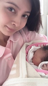 七夕に第1子女児を出産したことを報告した加藤夏希（写真はブログより） 