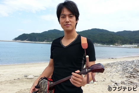 桐谷健太 岩手県大槌町で 海の声 熱唱 Fnsうたの夏まつり 内で放送 Oricon News