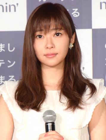 指原莉乃の画像 写真 チュート徳井 福田のプロポーズに涙 挙式には参加できず 仕事の休みが取れなくて 49枚目 Oricon News