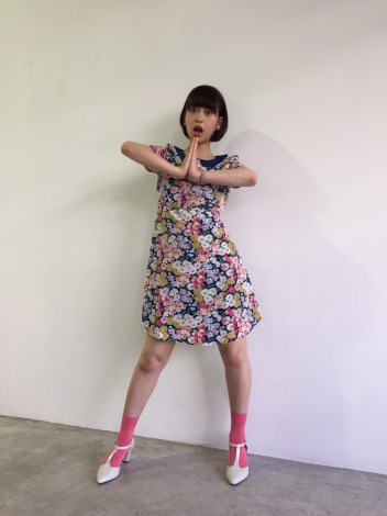森川葵のファッション通信 2 レトロワンピをキュートに着こなす Oricon News