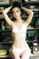 �wSeventeen�x���f���E�]��򈤔��A�������O���r�A ���|�I�X�^�C���ɃA�C�h�������X�Ɛ�^ 