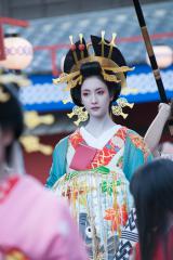 �؁X���A���̉Ԋ@�p�����J 20�L���̒����u�������肫�܂����v 