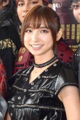 �c�����q�A���̗������ɋ��u�_���X���ۂ��Ȃ����Ⴄ�v 