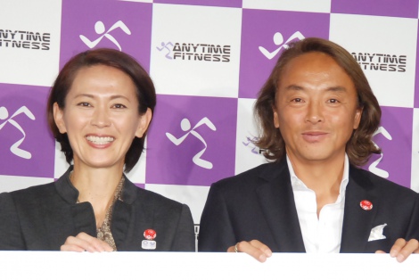 『ANYTIME FITNESS JAPAN』プレス発表会に出席した（左から）有森裕子、北澤豪 （C）ORICON NewS inc. 