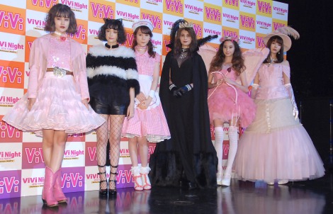 『ViVi Night 2016 TOKYO』取材会に出席した（左から）emma、玉城ティナ、トリンドル玲奈、マギー、河北麻友子、八木アリサ （C）ORICON NewS inc. 