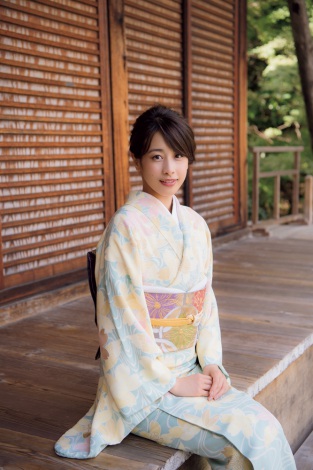 カトパン はんなり着物姿で秋の京都を満喫 漫画誌グラビア初登場 Oricon News