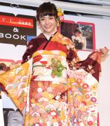 ���䈤仁A�n�^�`�̒a�����ɐU�葳�p ���������̌��u�����ꂢ�v 