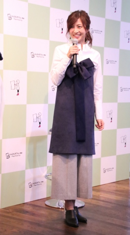 uԂJtF+mevɓoꂵcq (C)oricon ME inc. 