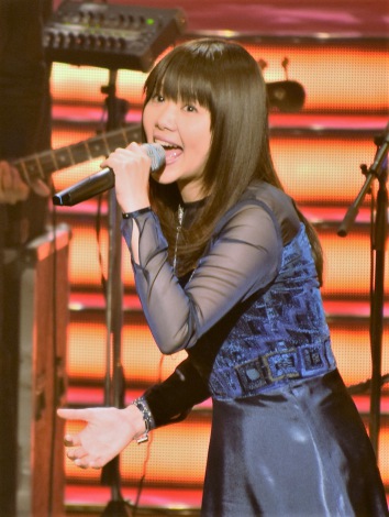 いきものがかりの画像 写真 レコ大 西野カナが初の大賞で満面の笑み 女性ソロ歌手は倖田來未以来11年ぶり 3枚目 Oricon News