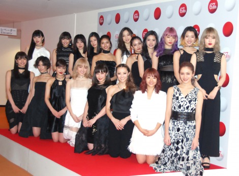 紅白 E Girls キレキレダンスで魅了 ウラトークのバナナマンも興奮 スゴイね Oricon News