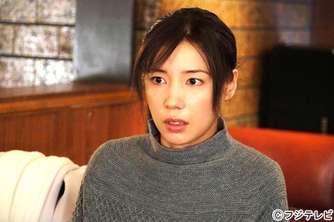 ドラマ『大貧乏』に出演する仲里依紗