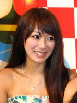 �����䂤�q�A�L���E������������ƌ����u��l�O�r�Ő��i�v 