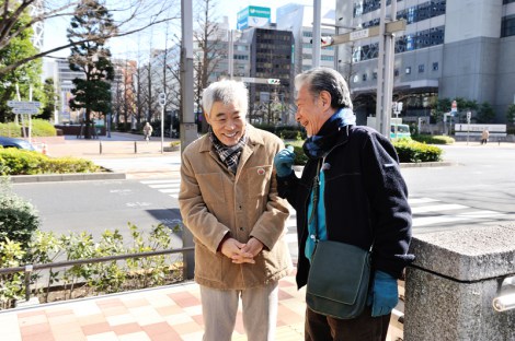 画像 写真 高田純次 70歳を記念して 盟友 柄本明と新宿を散歩 5枚目 Oricon News
