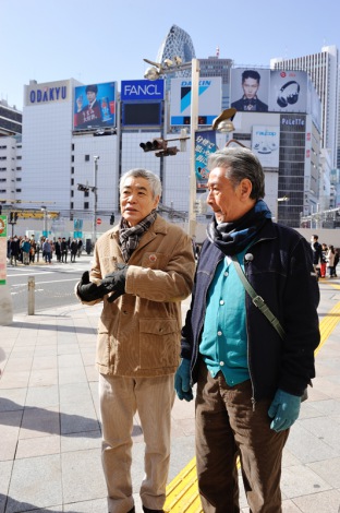 画像 写真 高田純次 70歳を記念して 盟友 柄本明と新宿を散歩 13枚目 Oricon News