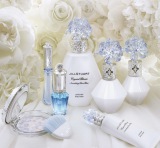 �ڎw���͉ԉł̂���߂��Ɣ����� �uJILL STUART�v�������R���N�V�����o�� 