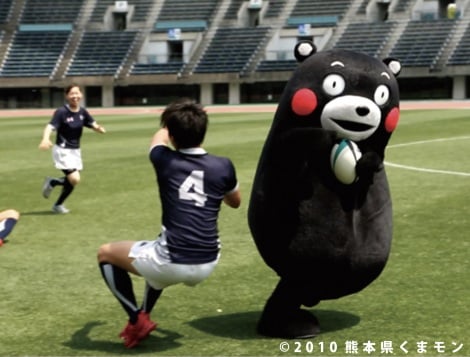 画像 写真 くまモン 今度はラグビーに挑戦 華麗なトライでご満悦 1枚目 Oricon News