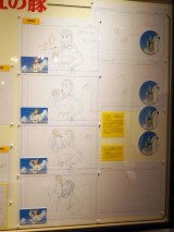 三鷹の森ジブリ美術館で5月27日スタート。新企画展示『食べるを描く。』『紅の豚』より、フィオがレモネードを飲むシーンの解説展示パネル （C）ORICON NewS inc. 