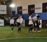 日本の子どもたちとサッカーで交流を深めたネイマール （C）ORICON NewS inc. 