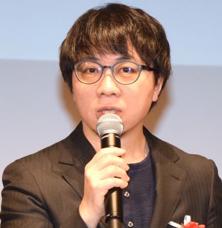 新海誠監督 不倫否定し謝罪 誤解を招いてしまう行動でした Oricon News