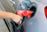軽油を乗用車に給油すると炎上ことも。燃料にまつわる基礎知識を紹介　 
