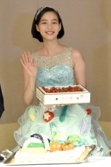 �̂�A��茧�m���ƈ�����́g�o���h�h �Ė�؃h���X�Ŗ��� 