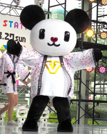 画像 写真 Mr King テレ朝夏祭り 公式サポーター テーマ曲も歌う 2枚目 Oricon News