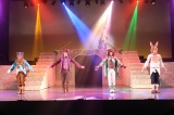 wƖ100l̉ql`Prince Theater`xQlv̖͗l 