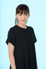 綾瀬はるか 連ドラで初の主婦役 金城一紀氏とタッグで 笑って 泣けて ドキドキする作品を Oricon News