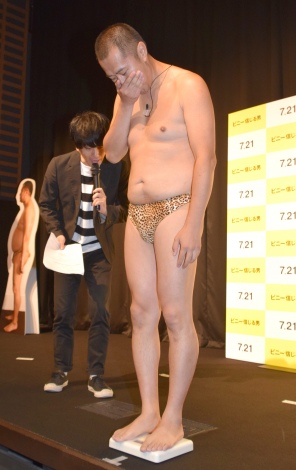 とにかく明るい安村の画像 写真 とにかく明るい安村 テレビ出演は月1 貯金95万 16キロ減量で 筋肉芸人 に路線変更宣言 16枚目 Oricon News
