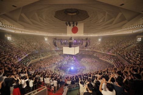 画像 写真 Aimer 初武道館で1万3000人魅了 センターステージで新曲初披露 3枚目 Oricon News