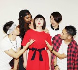 �u���]�������݁A5�l�g�V���j�b�g�ŗm�yMV�R�s�[�u�y���������v 