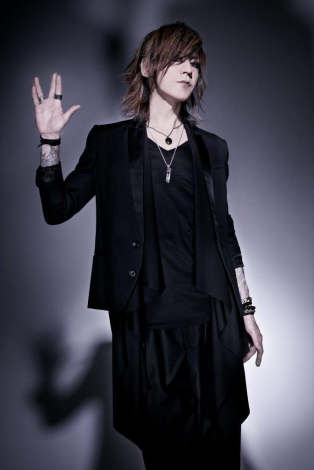 Sugizo 周年アルバムに豪華ボーカル集結 第1弾はryuichi Toshl Teruら Oricon News