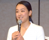 ��c�^���ɋe�r���� �X��ł̉ؗ�ȉ��Z�́u�c�����L�^�ȏ�̂��̂�l�X�̐S�ɍ��񂾁v 