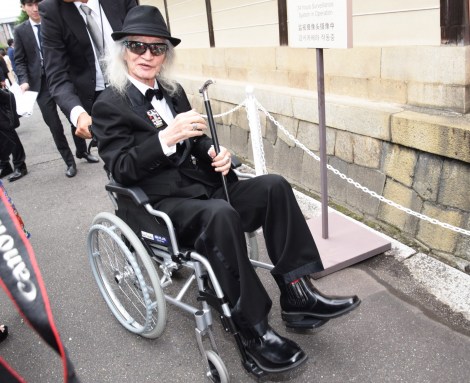 画像 写真 内田裕也 骨折リハビリで1ヶ月入院していた 車いすを楽しんでいます 2枚目 Oricon News