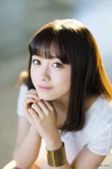 ���{�ށA�������ۉf��ՃA���o�T�_�[�ɏA�C 