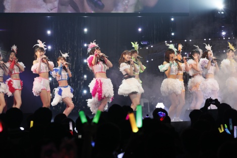 画像 写真 Akb紅白 完全生歌4時間超 モー娘 Negicco スタダ勢との共演でも沸く 7枚目 Oricon News