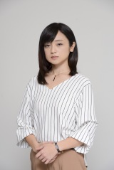 ���B�S���A�h���}�w���s�[�g�x�ŃN�[���ȗ��n���q�� 