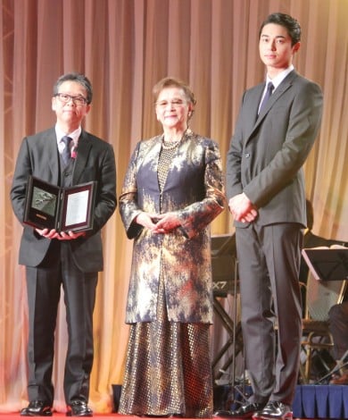 画像・写真 | インフルで欠席の竹内涼真、慰められる 石原まき子氏