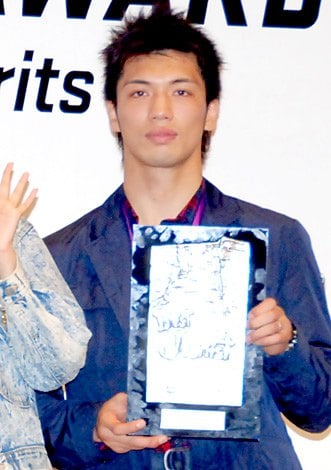 『ベストジーニスト2012』の「協議会選出部門」を受賞した村田諒太選手　（C）ORICON DD inc. 