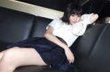 17歳の誕生日に1st写真集『はじめての恋人』を発売する福本莉子 