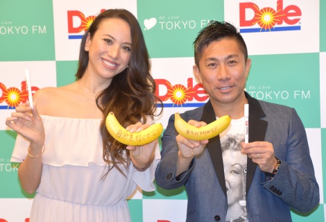 TOKYO FMの特別番組『Doleバナペンpresents　チアアップランナーズ』公開収録に参加した（左から）道端アンジェリカ、前園真聖 （C）ORICON NewS inc. 