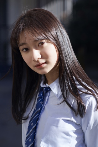 日本一制服が似合う女子高生 齊藤英里 春の一大決心 初挑戦で17歳の美を表現 Oricon News