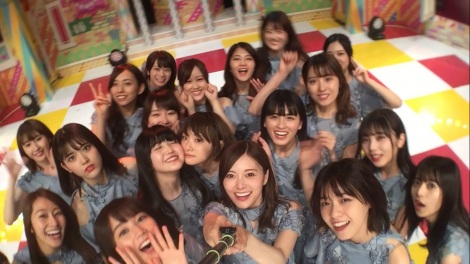画像 写真 白石麻衣の自撮り 集合動画 に喜びの声 わちゃわちゃ感がかわいい 3枚目 Oricon News