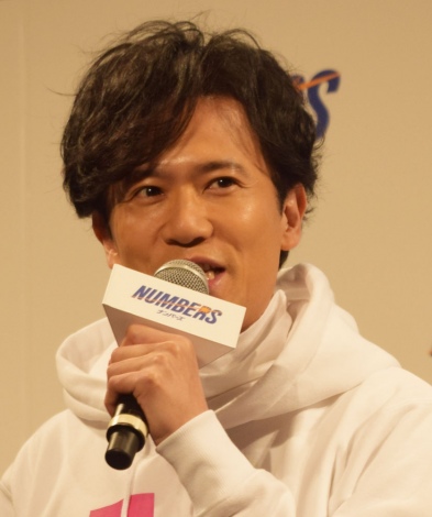 稲垣吾郎の画像 写真 香取慎吾 Tokioにエール ファンの方々が上を向いて笑顔になれるよう 24枚目 Oricon News