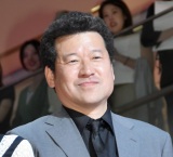 ������N�A�p���`�p�[�}�ŕ��c�Y��ēɍ��ݐ߁u�ӔC���Ƃ��Ă��炢�����v 