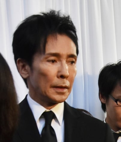 郷ひろみ 西城さん通夜で沈痛 ぽっかりと大きな穴 五郎さんと並んだ焼香で別れ実感 Oricon News